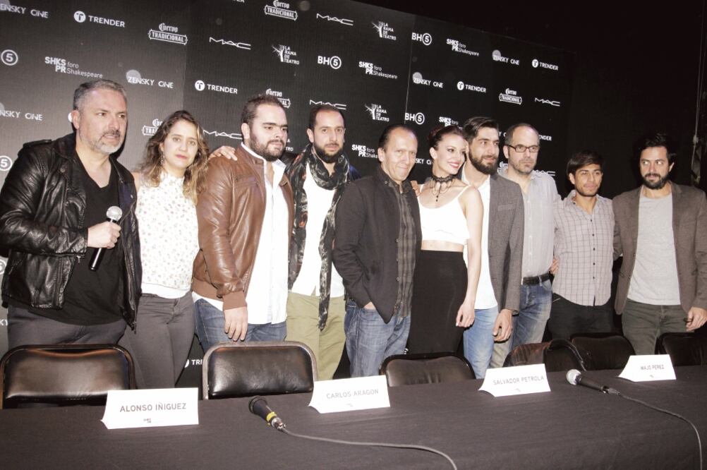 El equipo de la puesta en la conferencia de prensa de la obra de teatro (CARLOS MEJÍA. EL UNIVERSAL)