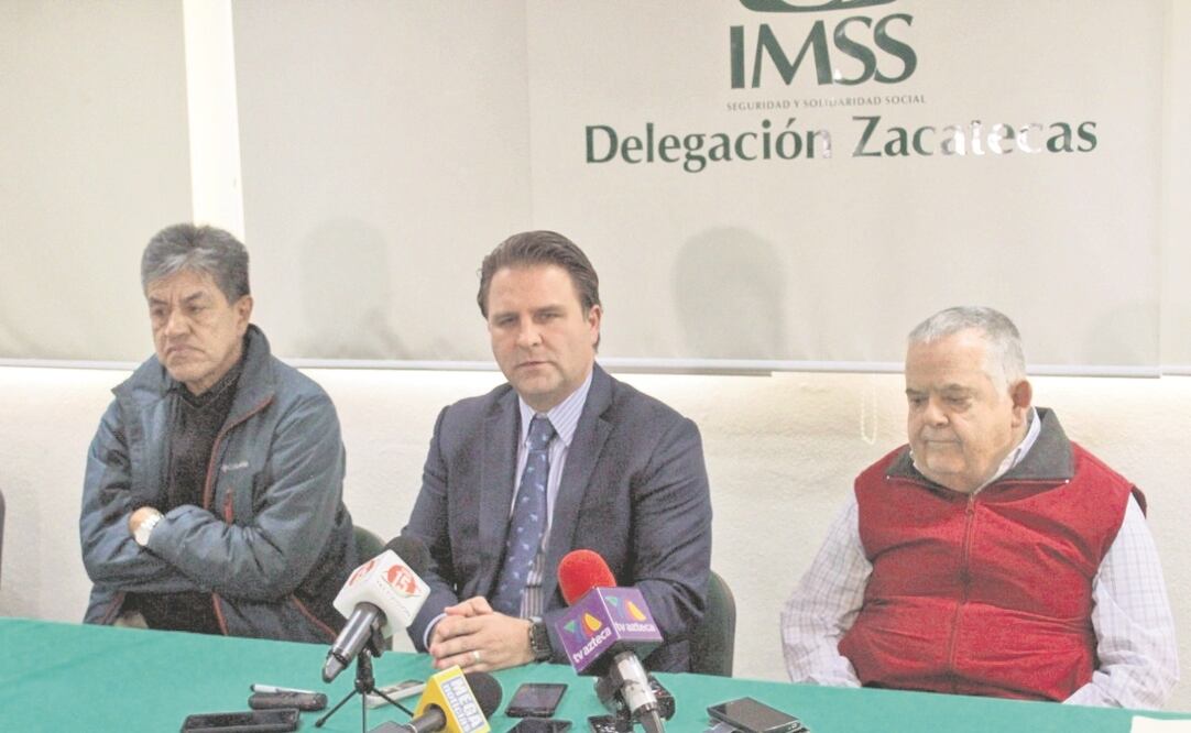 Manuel Cavazos demuestra su cariño a Yalitza Aparicio