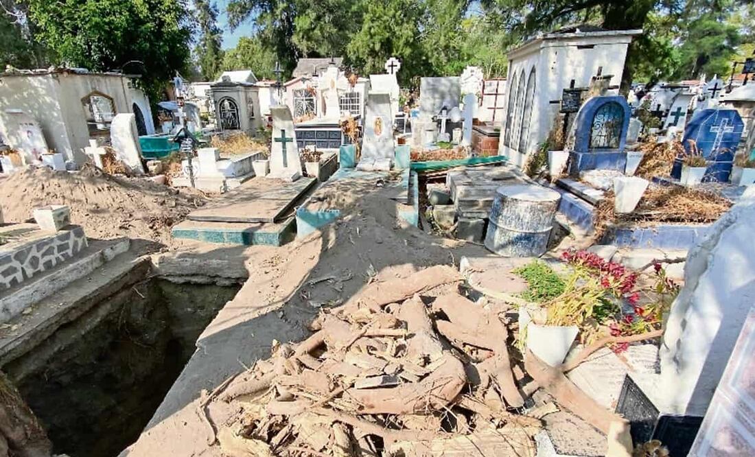 En 2020, el hombre solicitó a las autoridades del panteón la exhumación de los restos de su hermana -enterrada en 1985- Foto: Archivo