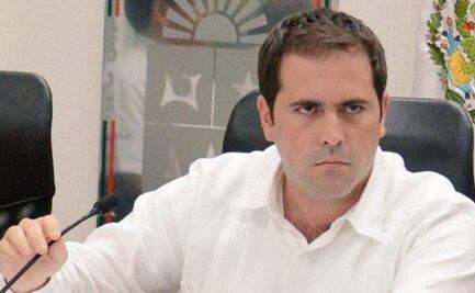 Denuncian desvío de recursos de secretario de Q. Roo