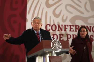 Ante desabasto, estados del norte recibirán gasolinas por tierra desde EU