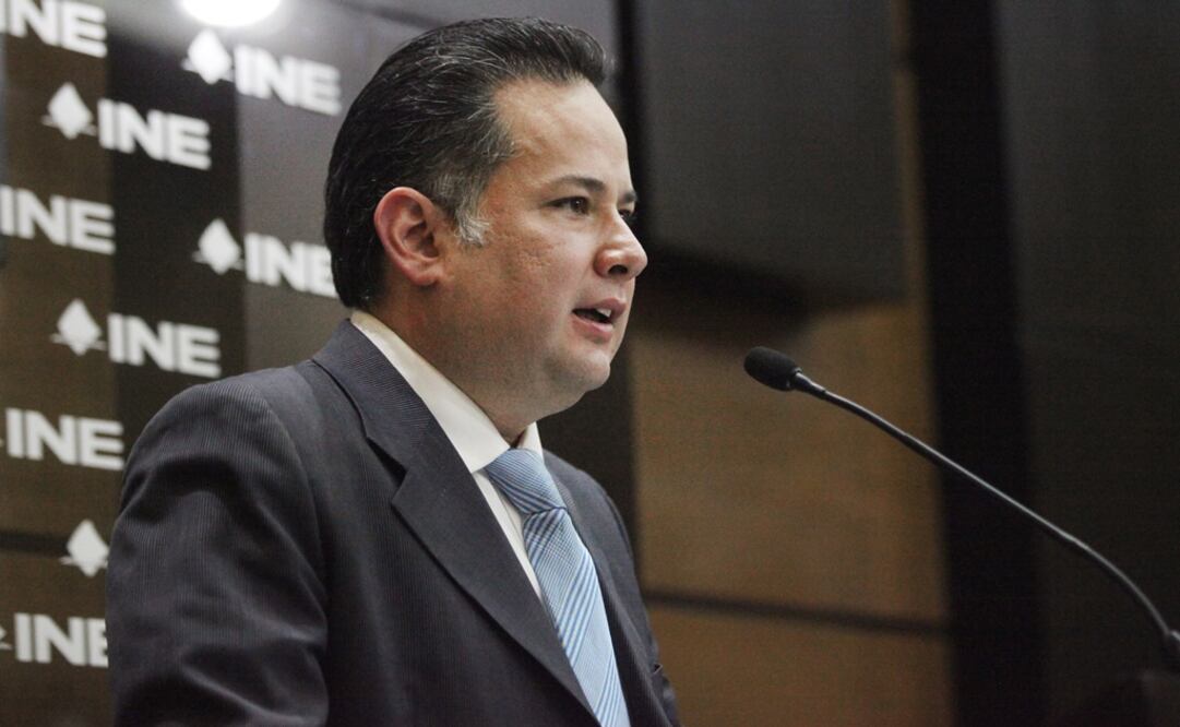 Santiago Nieto Castillo, titular de la la Fiscalía Especializada para la Atención de Delitos Electorales (Foto: Archivo / EL UNVIERSAL)