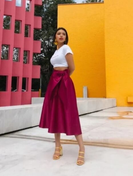 El estilo discreto y minimalista de Ángela Aguilar