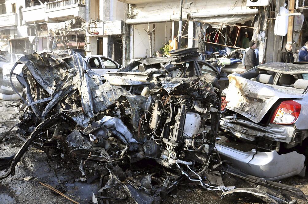 El control fue atacado "primero con un coche bomba, al que siguió después un atentado suicida" , dijo a la agencia de noticias SANA (EFE)