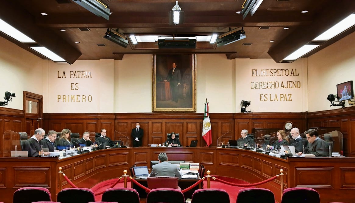 El vocero de Presidencia, Jesús Ramírez Cuevas, aseguró que en una democracia no debe haber intocables y todos deben asumir su responsabilidad.