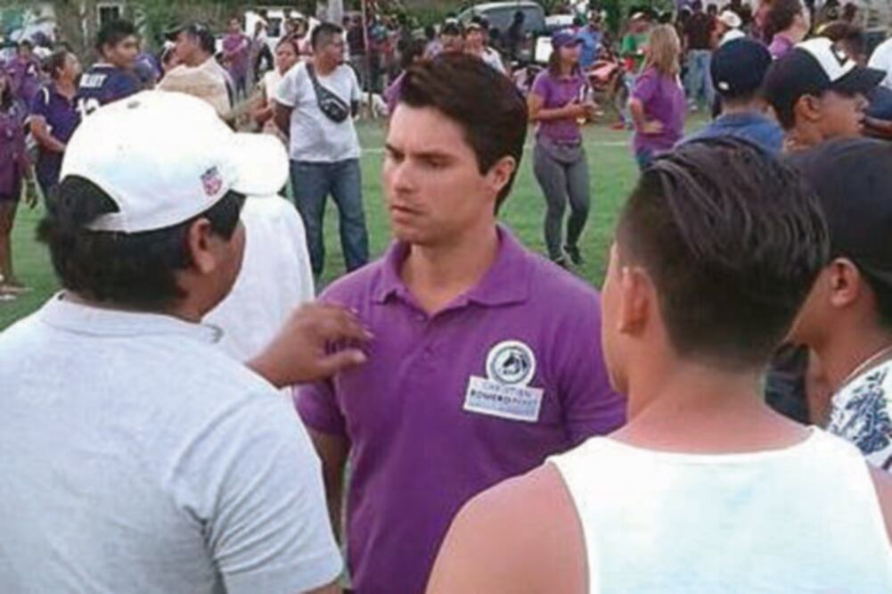 El candidato independiente Christian Romero Pérez obtuvo el triunfo en el turístico municipio de Tlacotalpan, en Veracruz. (TOMADA DE FACEBOOK)