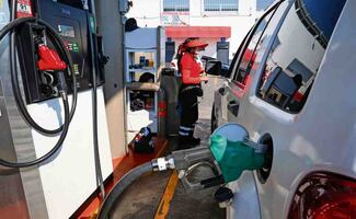 Precio de la gasolina reporta estabilidad: Profeco; baja costo del huevo