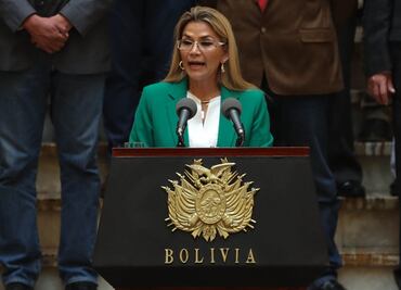Presidenta interina de Bolivia suma apoyo para elecciones presidenciales