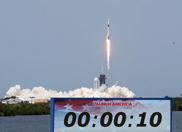 Los memes del histórico lanzamiento de SpaceX y la NASA