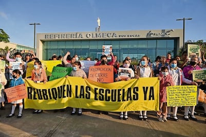 Piden reubicar escuelas y plan de evacuación en Dos Bocas