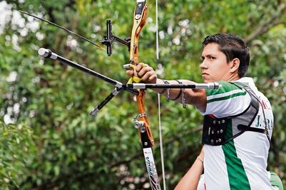 Políticos buscan beneficio propio, dice René Serrano