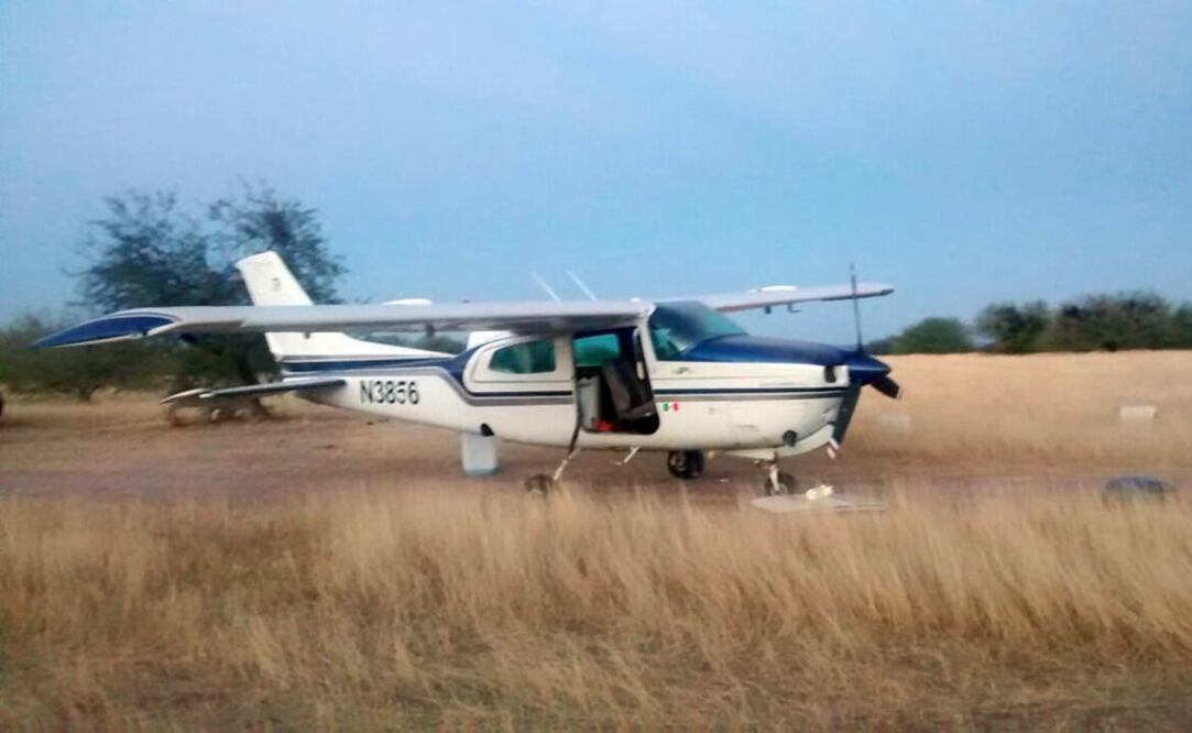 La aeronave fue detectada en vuelo al sur del municipio de Pinotepa Nacional, Oaxaca, con dirección al norte del país. /Especial - Sedena