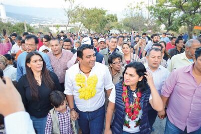 Se registra precandidato del sol azteca a la capital