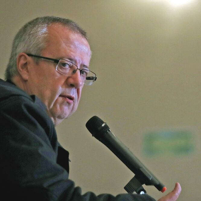 Carlos Urzúa, secretario de Hacienda, rechazó que en enero se vaya a aplicar un gasolinazo. ARCHIVO EL UNIVERSAL