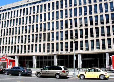 Departamento de Educación de EU despedirá a casi la mitad del personal; cerrará temporalmente sus instalaciones
