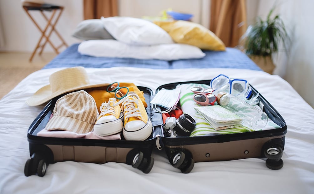 Conseguir una buena maleta es el primer punto a cubrir para tener ordenen en el equipaje. Foto: iStock