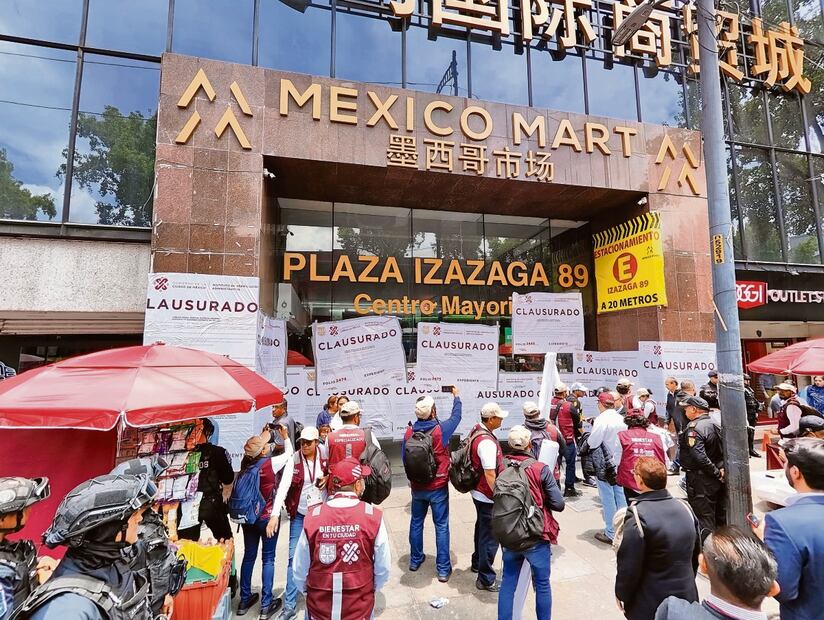 Invea clausura la plaza comercial Izazaga 89