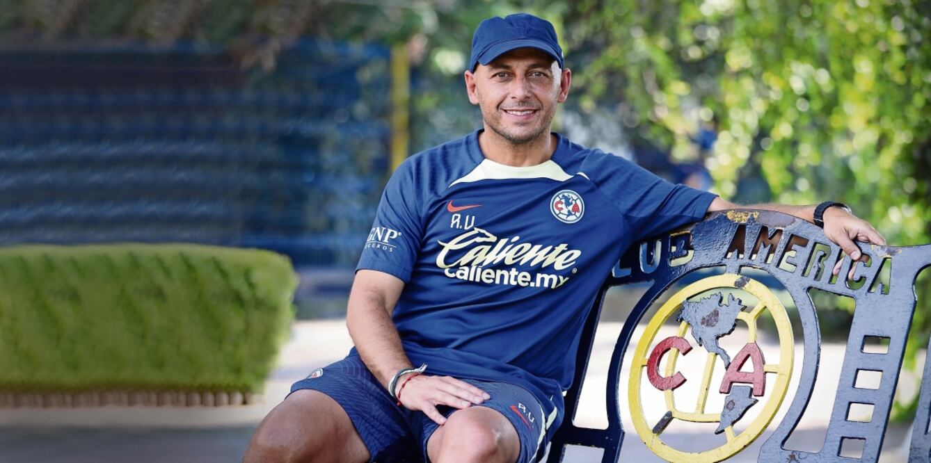 Entrevista con Ángel Villacampa, director técnico del América Femenil. Foto: Berenice Fregoso | El universal