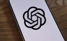 Ven a Chat GPT como amenaza en el sector salud; piden más transparencia en precios de servicios y medicamentos