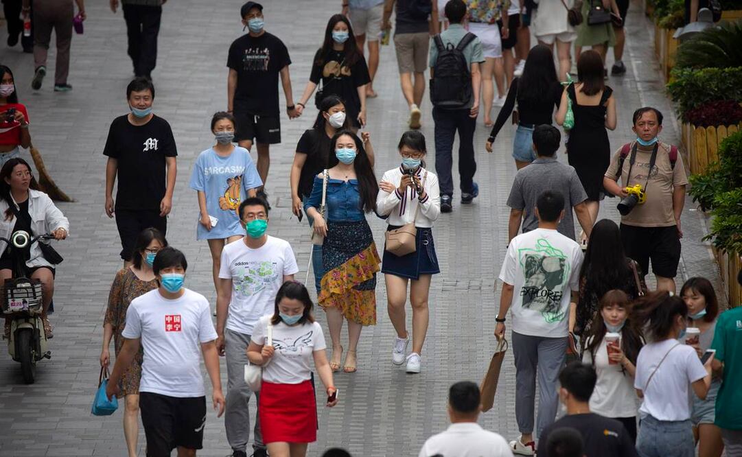 Las muertes atribuidas directamente a la nueva enfermedad totalizan las 635 mil 173 (Foto: AP)