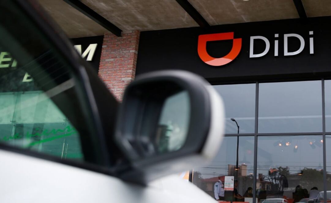The logo of Chinese ride-hailing firm Didi Chuxing is seen at their new drivers center in Toluca, Mexico - Photo: Carlos Jasso/REUTERS