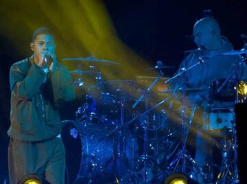 Myke Towers y Nathy Peluso encienden el Flow Fest y pone a bailar a miles con su reggaetón