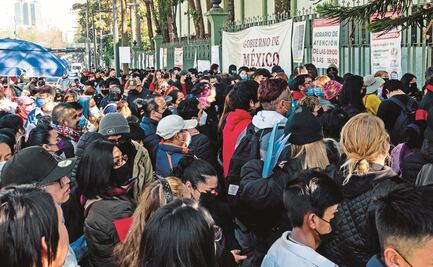 Protestan por desatención a solicitantes de beca