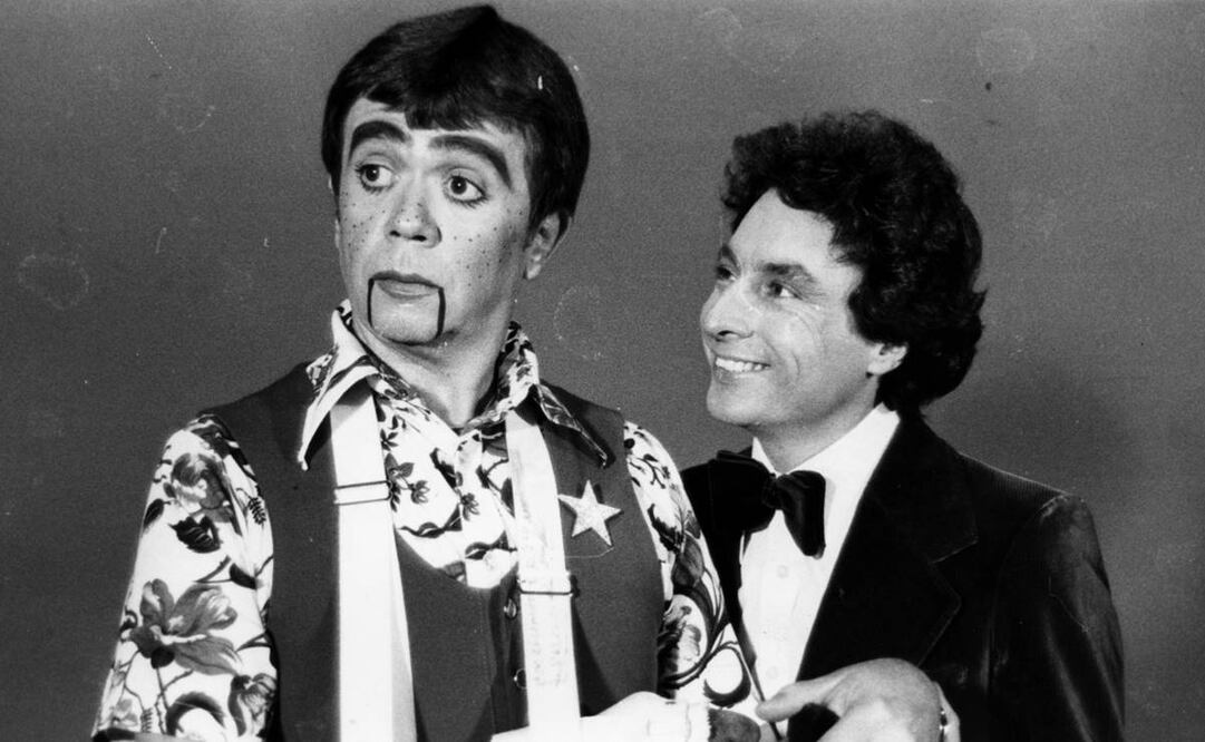 Chabelo en sus inicios junto a César Costa. Foto: Archivo EL UNIVERSAL.