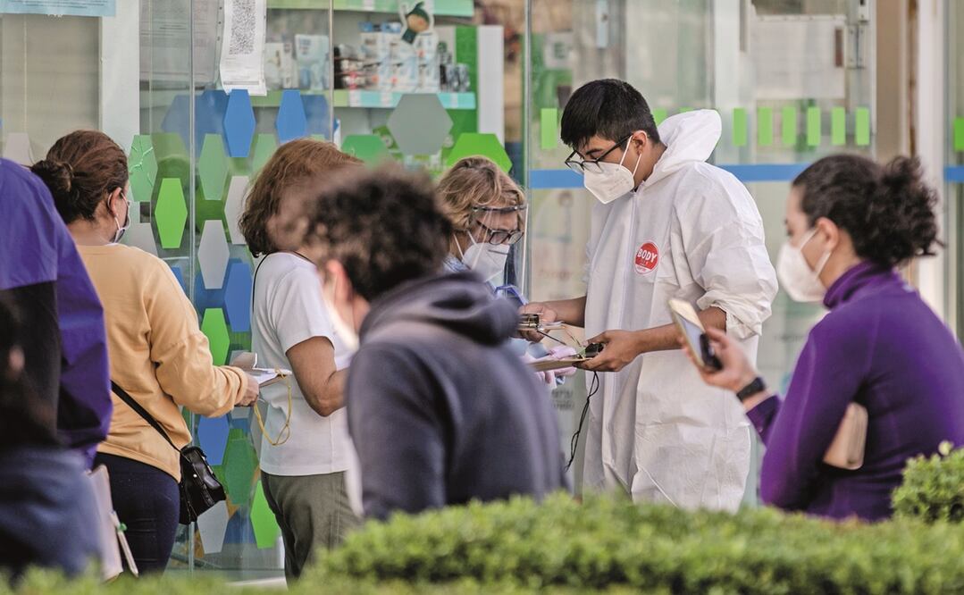 Los habitantes del Valle de México acuden a realizarse pruebas Covid-19 Foto: Archivo