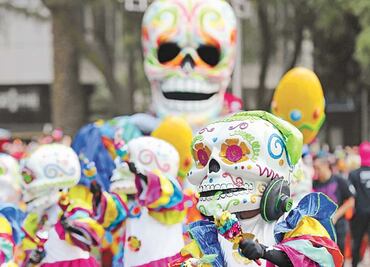 Estas son las alternativas viales por el desfile de Día de Muertos en CDMX