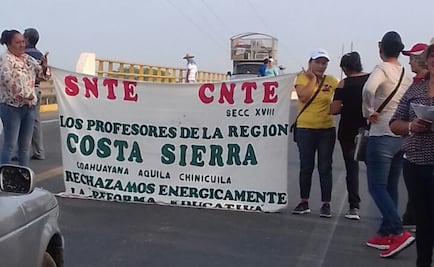 Integrantes de la CNTE en Michoacán toman casetas de cobro