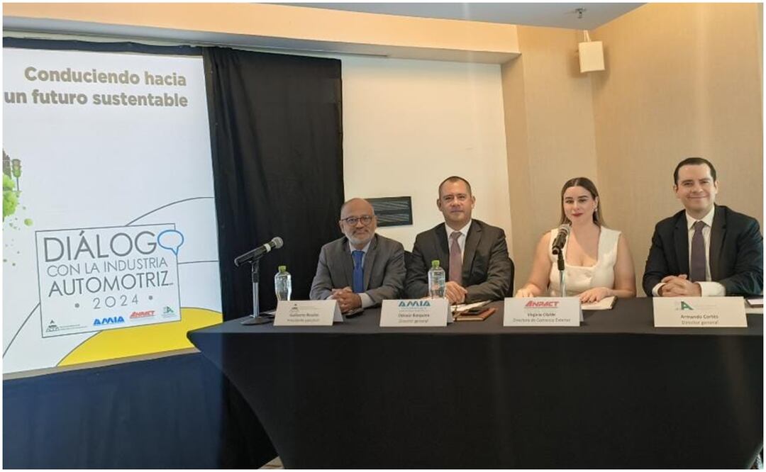El documento “Diálogo con la industria automotriz 2024” destaca la importancia de fortalecer el trabajo conjunto de la industria automotriz con el gobierno de cara a la revisión del T-MEC en 2026. Foto: Especial