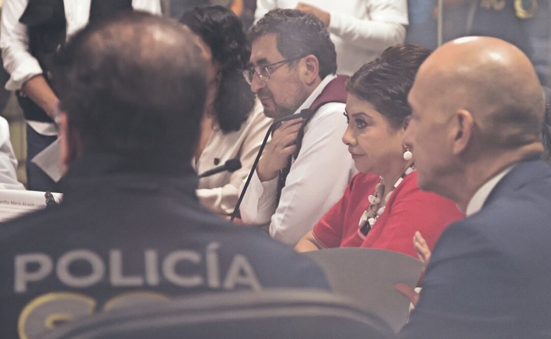 La jefa de Gobierno estuvo en el C5 donde dio los pormenores del Simulacro Nacional. Foto: de CARLOS MEJÍA. EL UNIVERSAL
