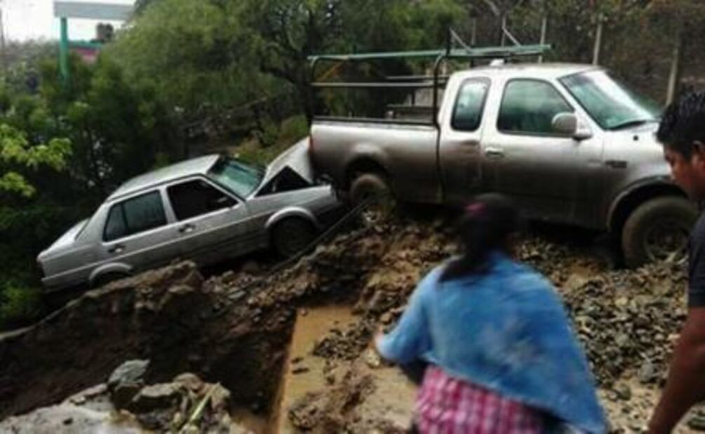 Desaparecen 4 personas tras tromba en Oaxaca