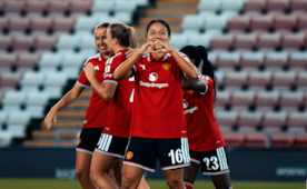 Rebeca Bernal firma un espectacular doblete; se estrena como goleadora del Manchester United