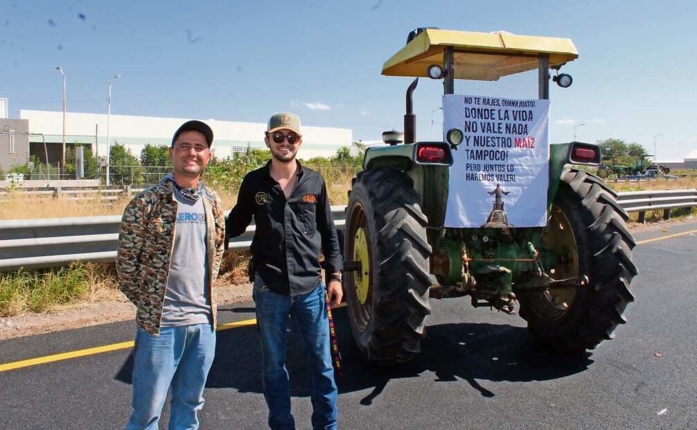 Por los bloqueos, en el estado de Guanajuato se registraron 25 carreteras cerradas totalmente y en cuatro vías la obstrucción fue de forma parcial. Foto: Xóchitl Álvarez / EL UNIVERSAL