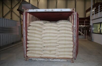 Hallan media tonelada de cocaína en planta de Nespresso en Suiza