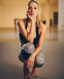 Vanessa Huppenkothen enseña de más en transmisión en Vivo