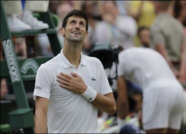 Djokovic vence a Nadal y avanza a la final en Wimbledon