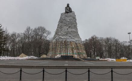 Entre sacos de arena, así luce Kharkiv a más de un mes del inicio de bombardeos rusos