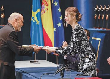 La historia no se puede manipular: Eduardo Matos