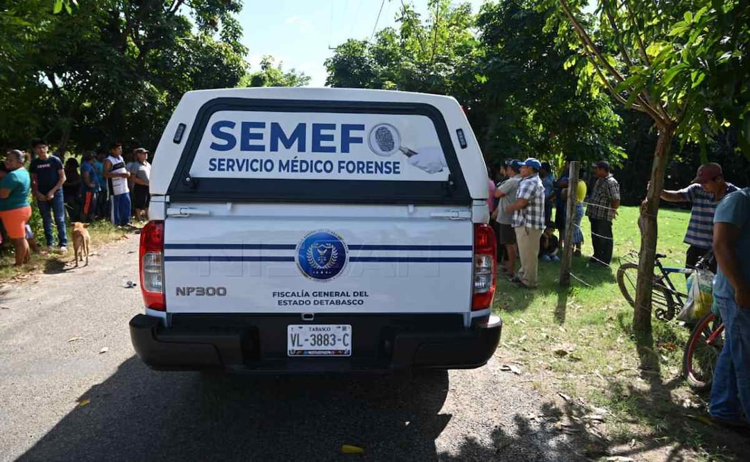 Fuga en ducto de Pemex deja dos muertos en Centla, Tabasco; pobladores bloquean carretera
Foto: Luis Manuel López