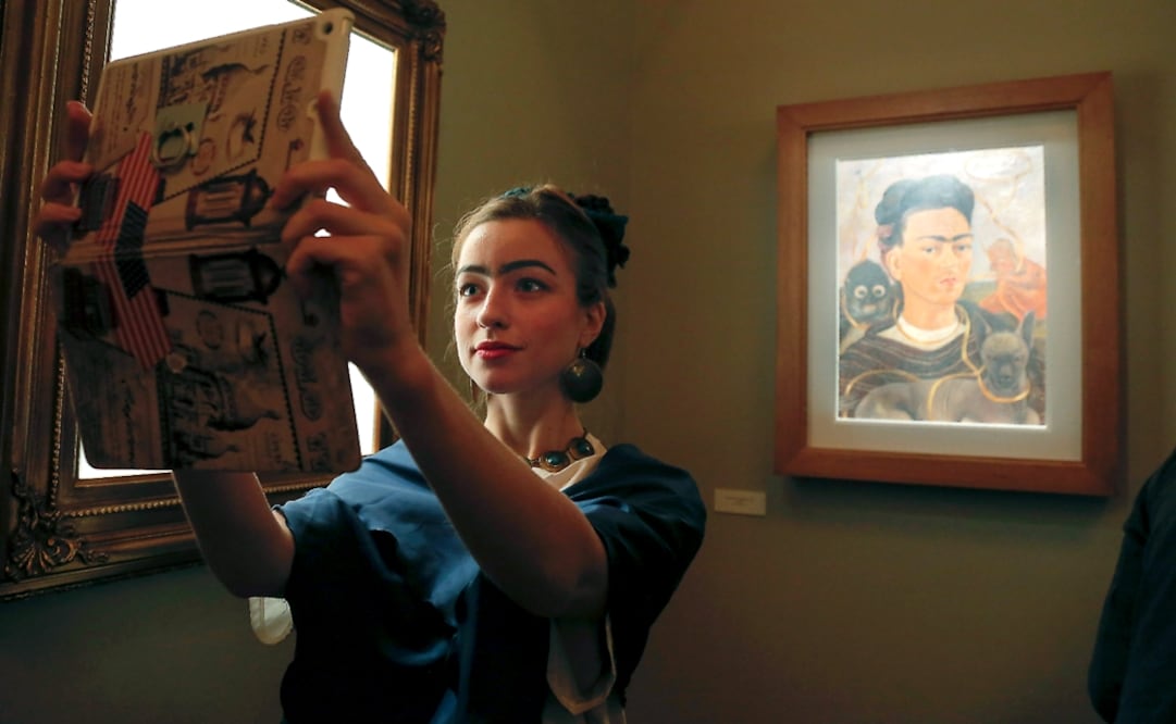 She’s the only artist that we refer to by using her first name, because we know it better than her last name. It’s not like Rivera, Picasso, Orozco, or Carrington, it’s just Frida - Photo: Dmitry Lovetsky/AP