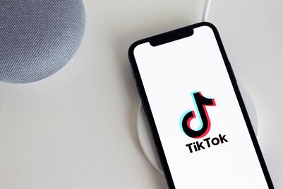 Kim Loaiza, Jezzini y Peso Pluma, entre lo más visto de TikTok 2023