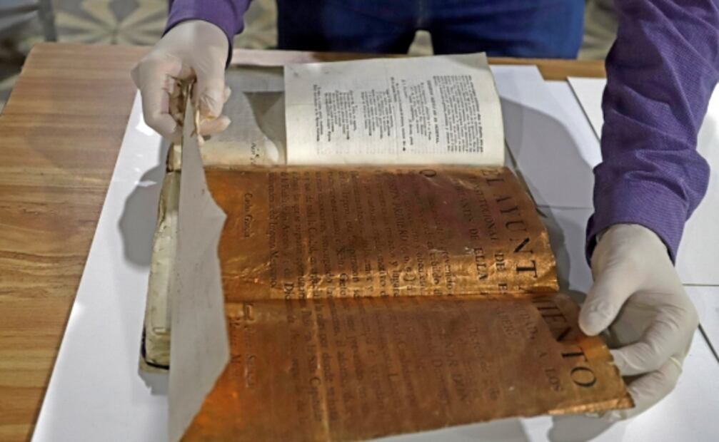 Documento en hojas de oro revela secreto de Puebla en tiempos de la Independencia