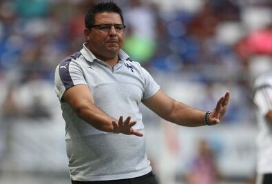 Gustavo Leal renuncia a la dirección técnica de Monterrey Femenil