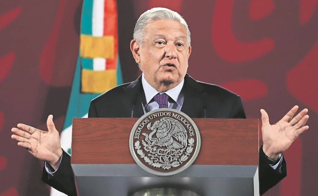 El presidente Andrés Manuel López Obrador señala a Calica, empresa estadounidense de tener una concesión para la extracción de materiales en el sureste mexicano. Foto: Berenice Fregoso/EL UNIVERSAL