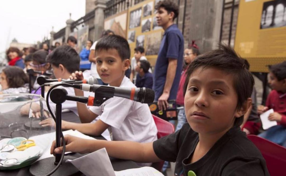 La lectura en el Centro Cultural España, en el Zócalo de esta capital, comenzó a las 11 de la mañana y duró hasta las 17 horas, de este sábado 23 de abril de 2016. FOTO: Facebook/Centro Cultural de España en México.
