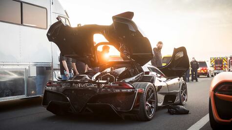 El récord del auto más rápido del mundo podría no ser verdad