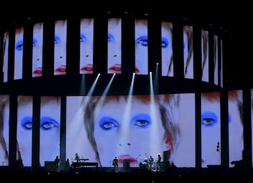 Los Brit Awards rinden homenaje a David Bowie